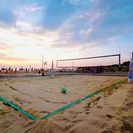 Regina Del Mare Holiday Apartments Tirrenia Ngoại thất bức ảnh