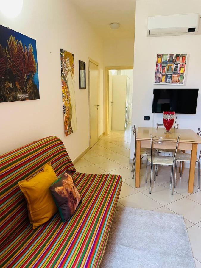 Regina Del Mare Holiday Apartments Tirrenia Ngoại thất bức ảnh