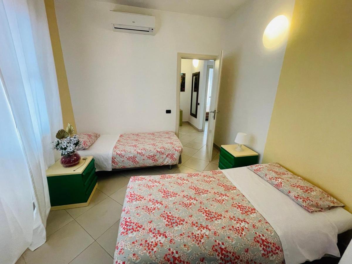 Regina Del Mare Holiday Apartments Tirrenia Ngoại thất bức ảnh
