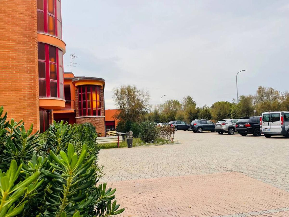 Regina Del Mare Holiday Apartments Tirrenia Ngoại thất bức ảnh
