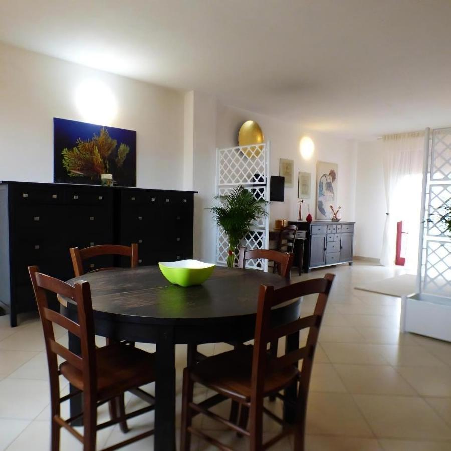 Regina Del Mare Holiday Apartments Tirrenia Ngoại thất bức ảnh