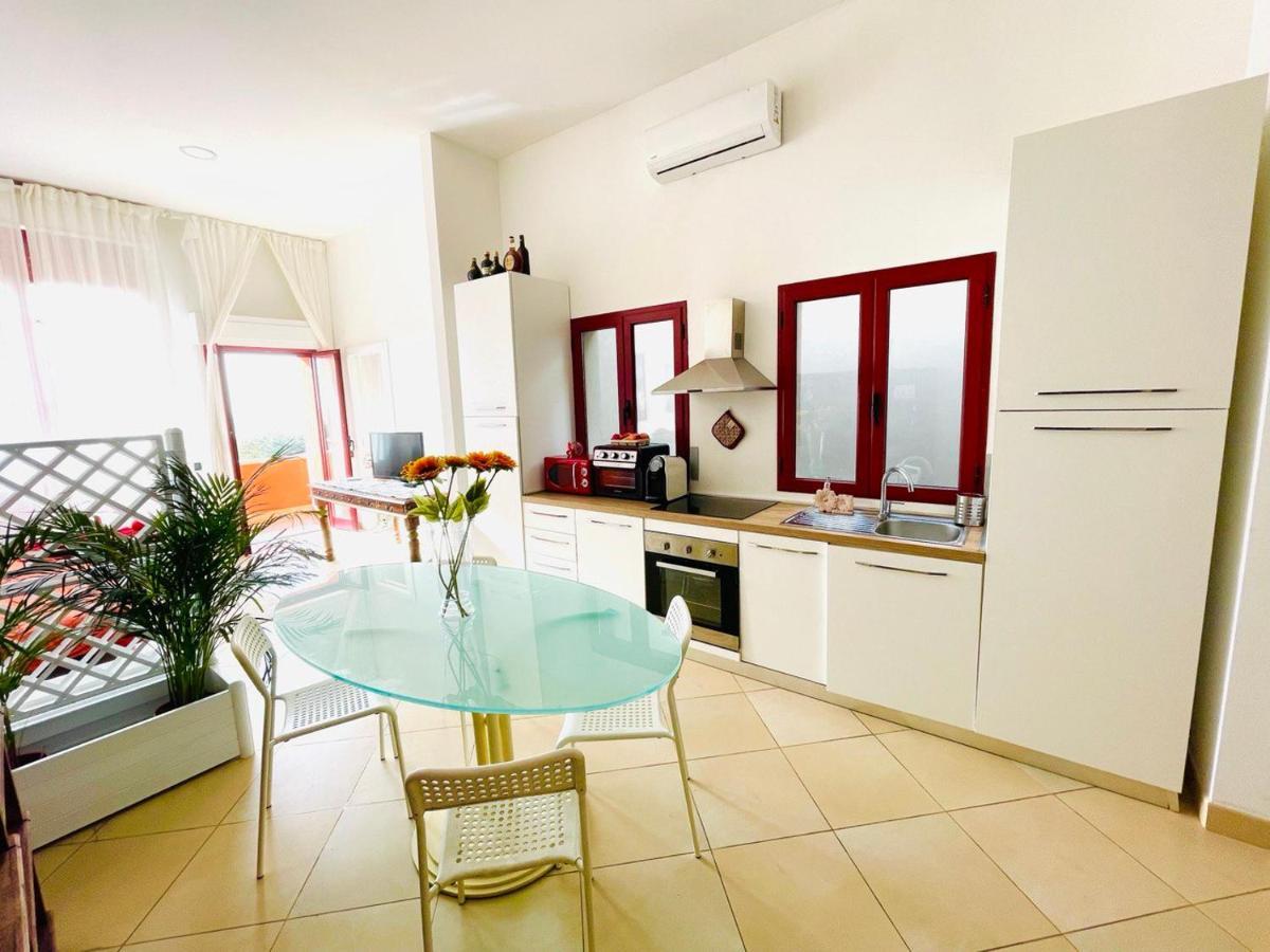 Regina Del Mare Holiday Apartments Tirrenia Ngoại thất bức ảnh