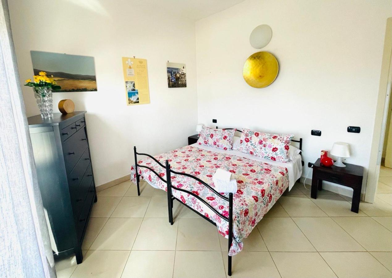 Regina Del Mare Holiday Apartments Tirrenia Ngoại thất bức ảnh