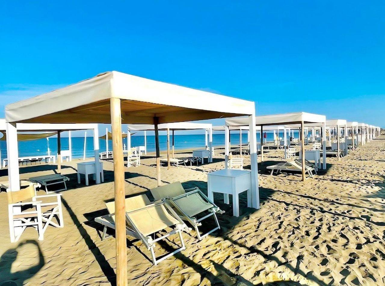 Regina Del Mare Holiday Apartments Tirrenia Ngoại thất bức ảnh